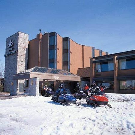 Hôtels Gouverneur Rimouski Extérieur photo